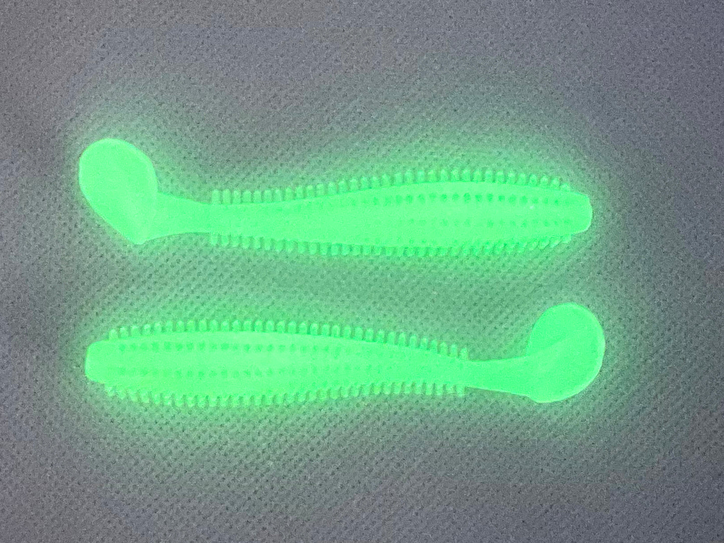 GLOW 3.5" Flutter Tail